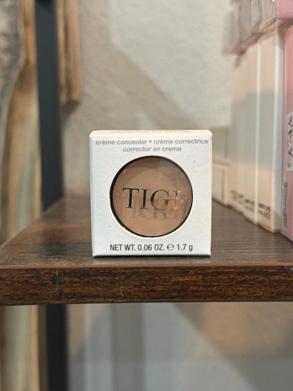 TIGI Cream Concealer - Medium